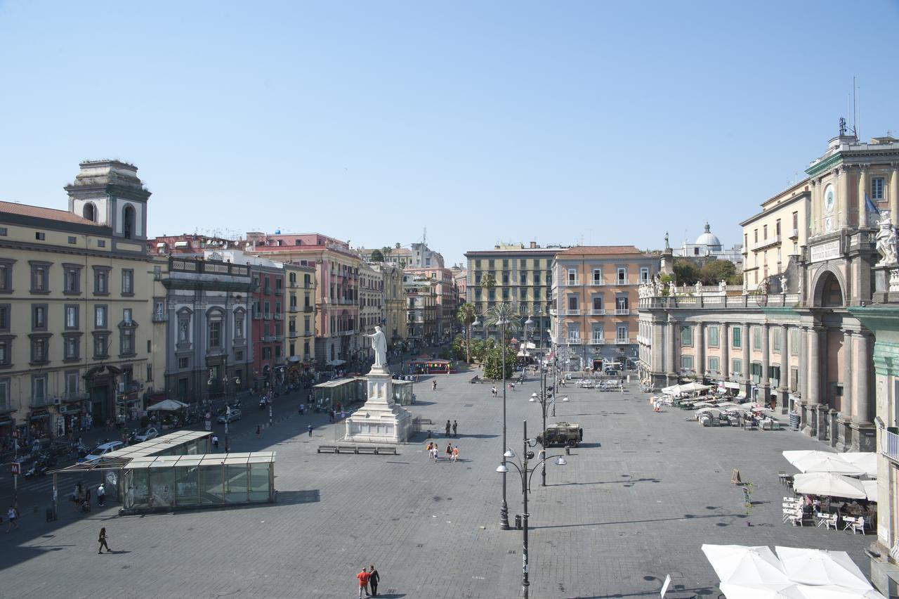 Il Viaggio Di Dante Historical Center Bed & Breakfast Naples Exterior photo