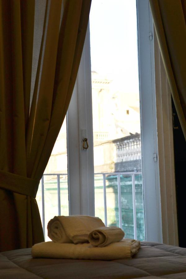 Il Viaggio Di Dante Historical Center Bed & Breakfast Naples Exterior photo